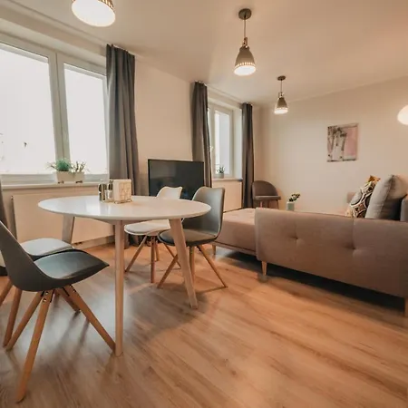 아파트 New Luxurious In The City Centre *
