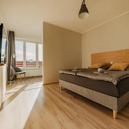 아파트 New Luxurious In The City Centre 플젠